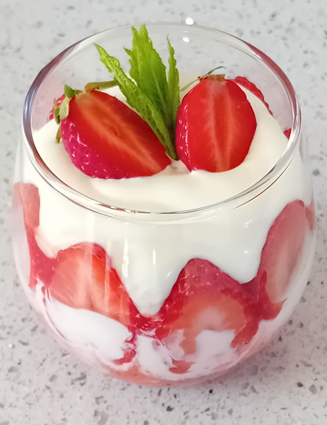 TIRAMISU FRAISES TIRAMISU FRAISES